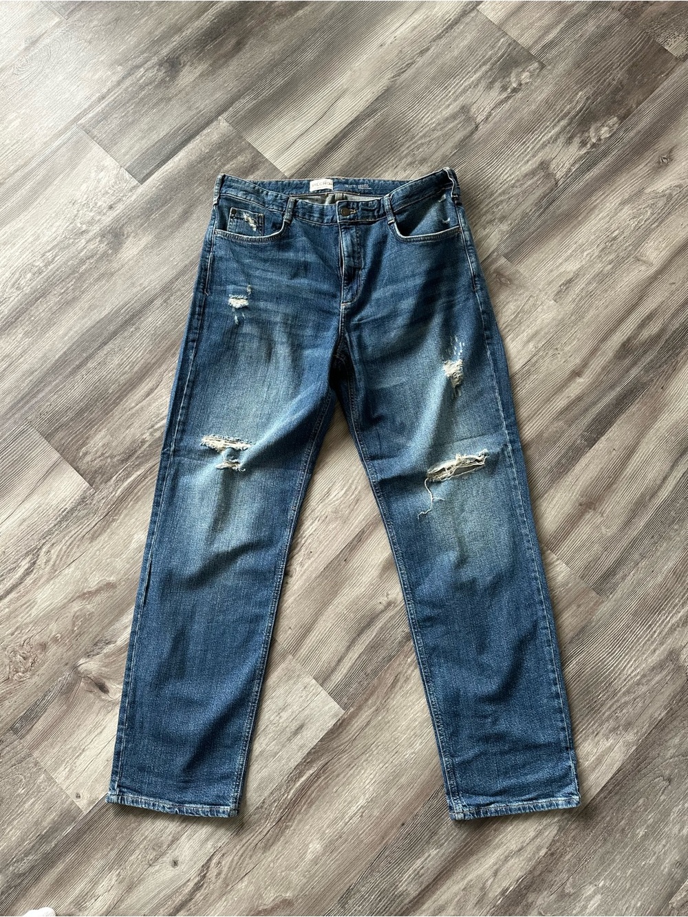 pistola Women's Medium Blue Straight Jeans with Distressed Details size 32 Tall